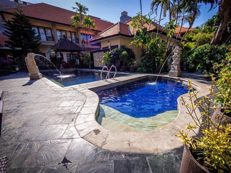Yulia Beach Inn Kuta Kuta Lombok Dış mekan fotoğraf