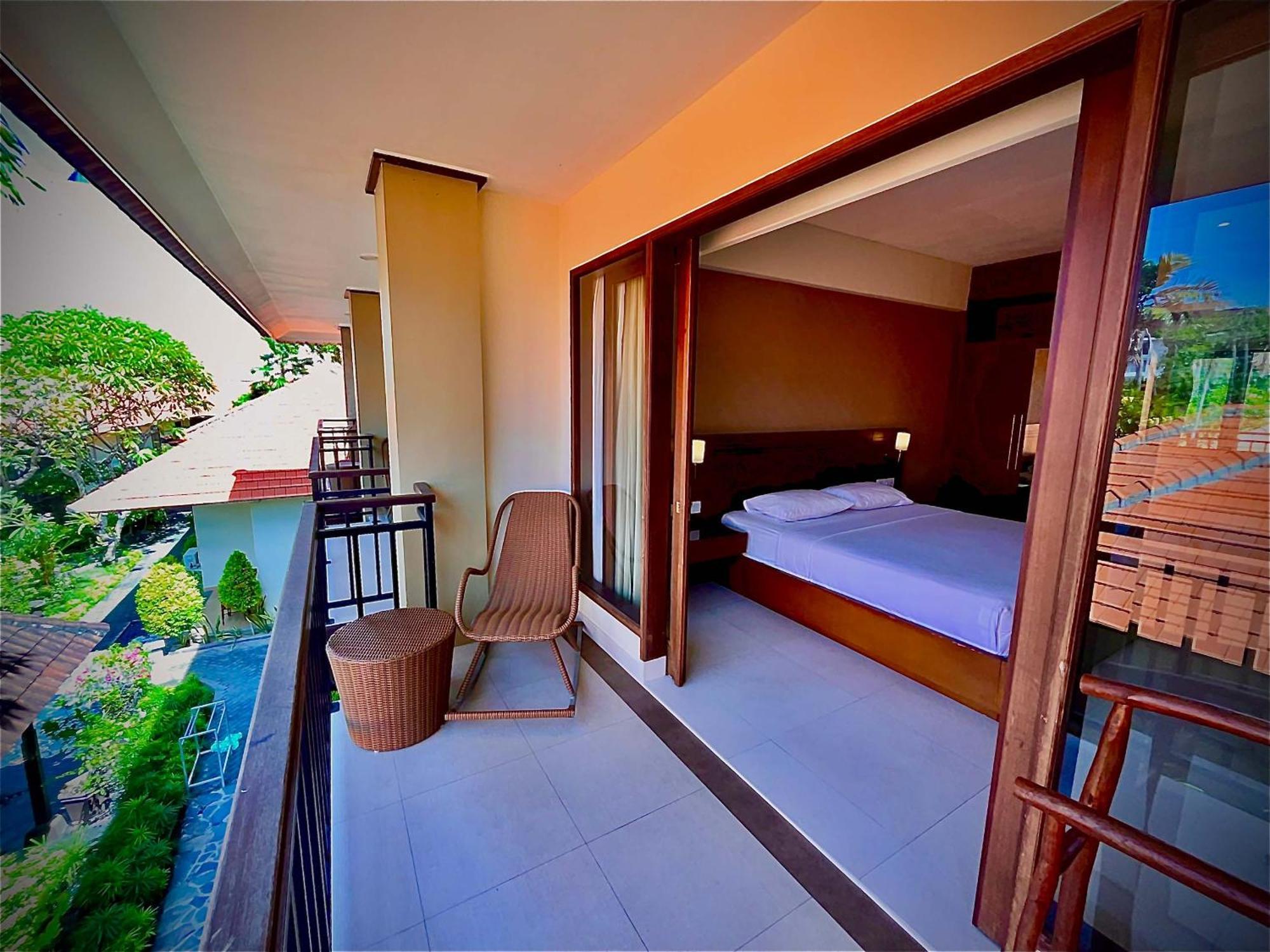 Yulia Beach Inn Kuta Kuta Lombok Dış mekan fotoğraf