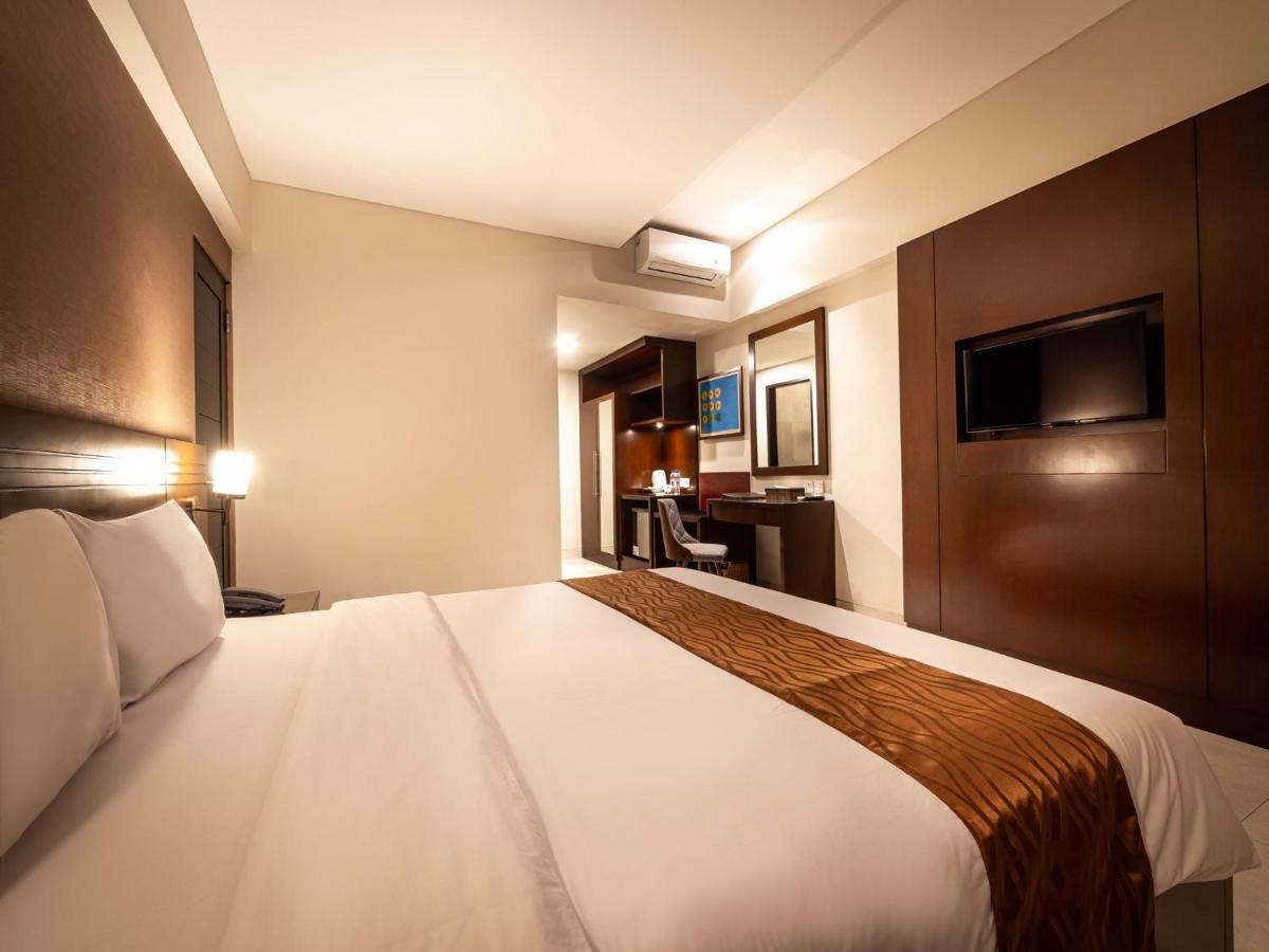 Yulia Beach Inn Kuta Kuta Lombok Dış mekan fotoğraf
